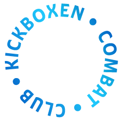 Text im blauen Kreis mit Aufschrift Combat Club Kickboxen